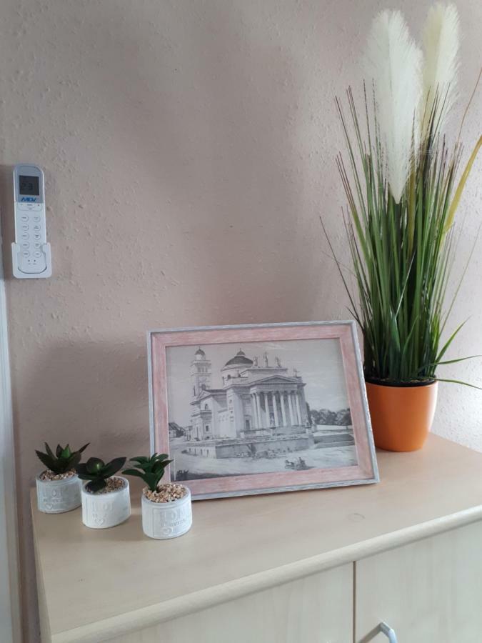Moretti Apartman Apartment เอ็กเกอร์ ภายนอก รูปภาพ